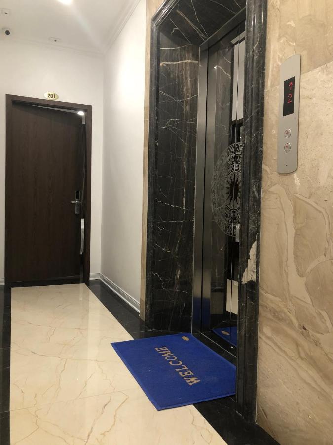 Minh Phong Hotel Ha Long Bagian luar foto
