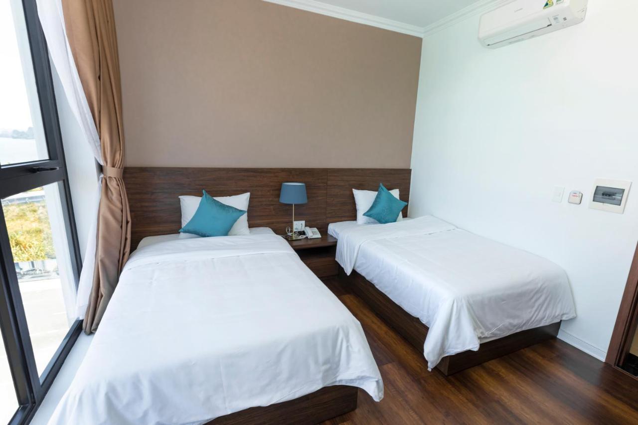 Minh Phong Hotel Ha Long Bagian luar foto