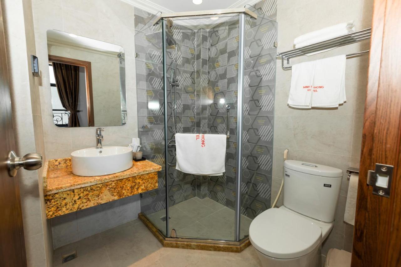 Minh Phong Hotel Ha Long Bagian luar foto